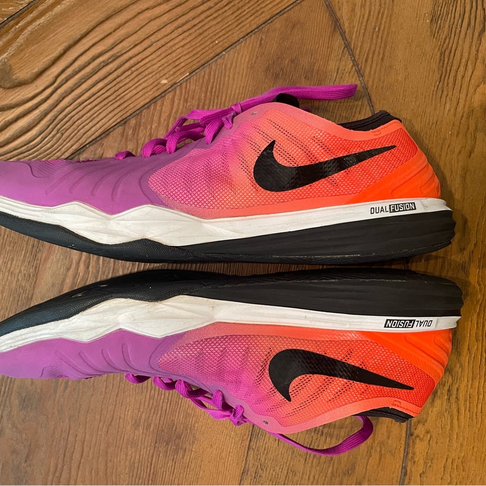 Nike Duel Fusion trainers